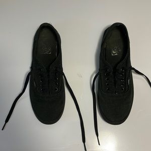 Vans Authentic Lo Pro shoes